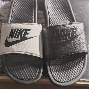 COPY - Nike Black & White Slides Sz 12